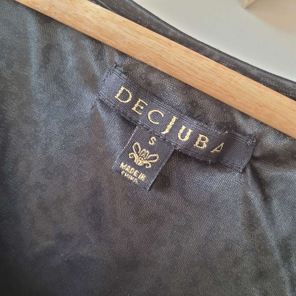 DECJUBA Sequin Top (sS) Black Sparkle - Picture 7 of 11